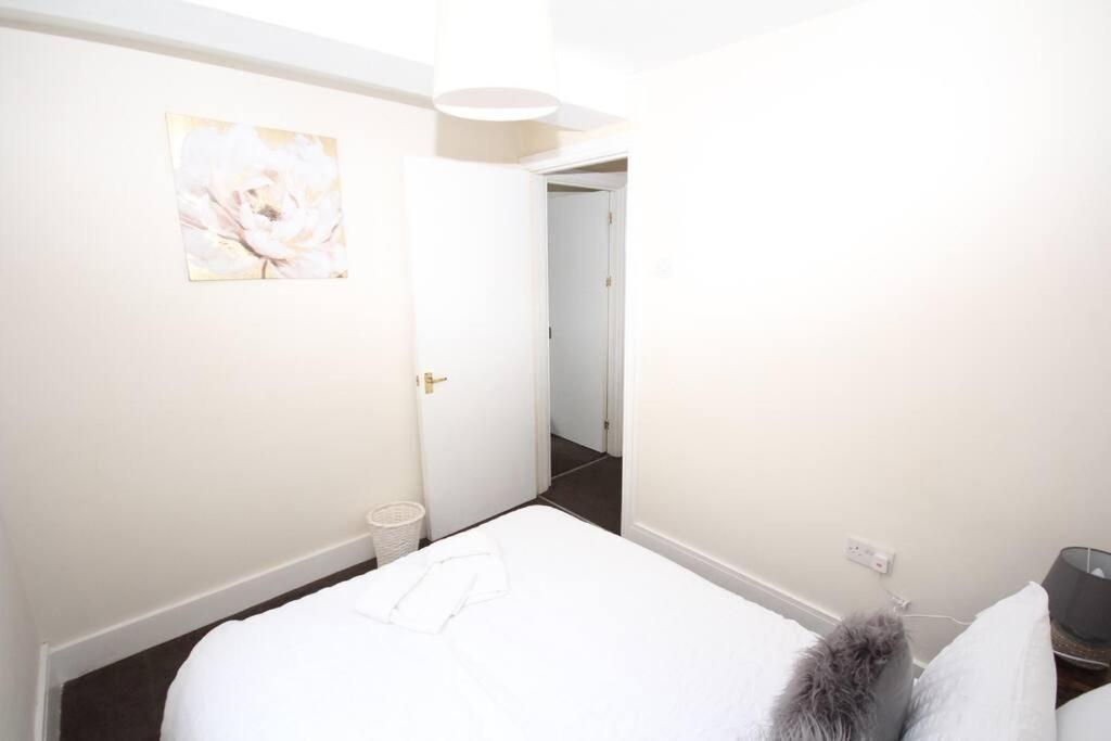 Willesden Lodge Londra Esterno foto