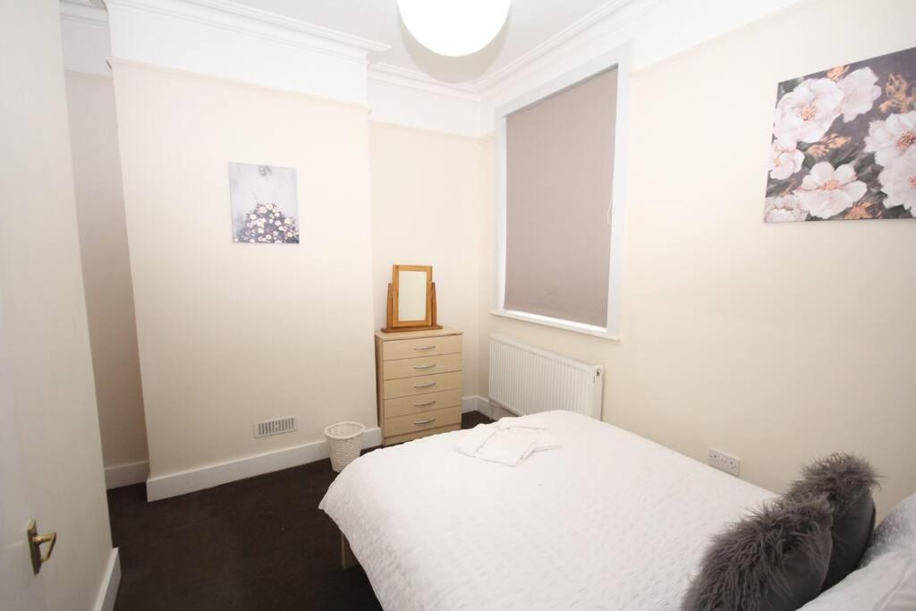 Willesden Lodge Londra Esterno foto